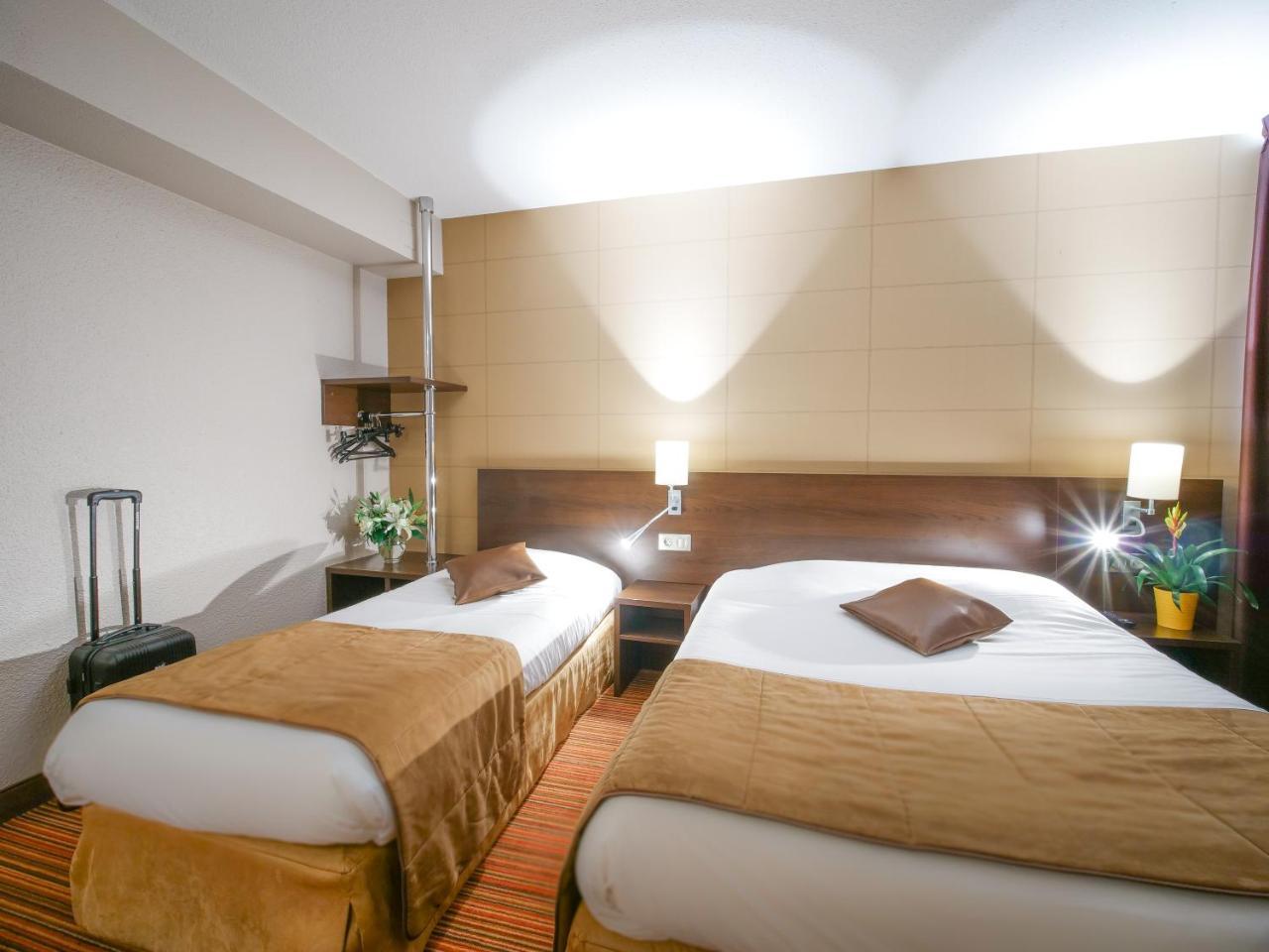Hôtel Inn Design Resto Novo Alençon Esterno foto